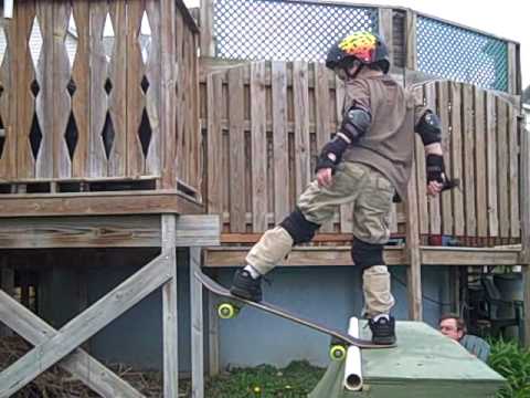 Ένα παιδάκι μόλις 6 ετών μπορεί να κάνει skateboard;