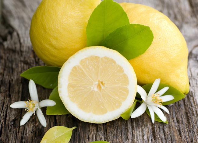 Οι ευεργετικές ιδιότητες του λεμονιού στην υγεία μας!