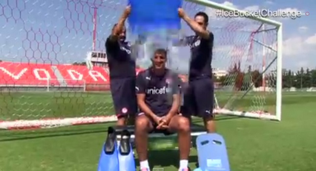 Το Ice Bucket Challenge του Μίτσελ! (video)