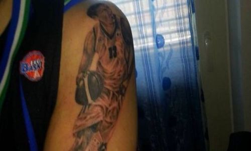 Ο Διαμαντίδης σε… tattoo!