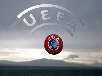 To insult soccer players and sponsors is not the same for UEFA!!