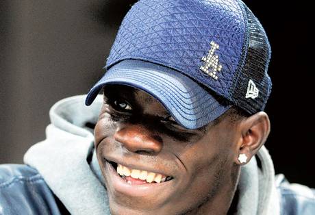 Mario Balotelli: Fail and funny moments! (video)