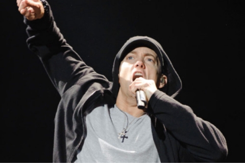 Το πρόσωπο του Eminem έλιωσε από τα ναρκωτικά (pics)