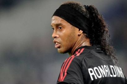 Ronaldinho: TOP 10 goals!!!! (video)