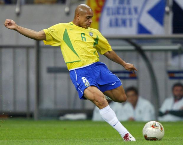 Roberto Carlos –  Best Goals Ever! (Vid)