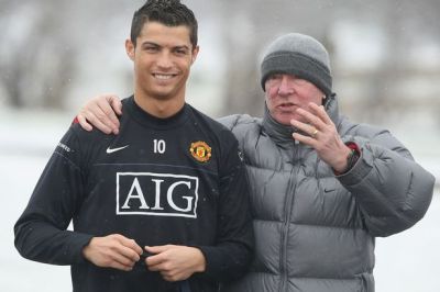 Sir Alex Ferguson wants back Cristiano Ronaldo