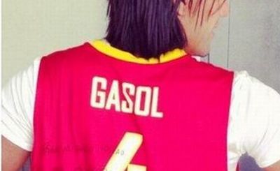 Ποιος μεγάλος ποδοσφαιριστής έβαλε φανέλα του Gasol?