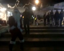 Άγιος Βασίλης χορεύει… Michael Jackson!