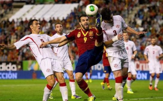 Amazing overhead kick goal by Alvaro Negredo