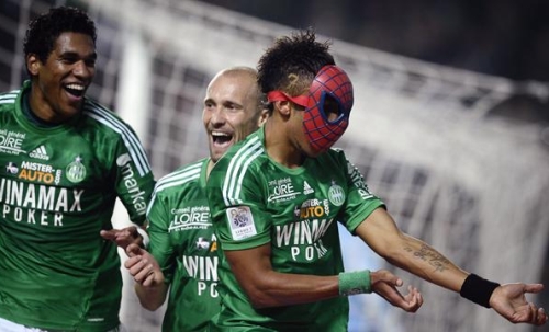 Spiderman plays for Saint Etienne!