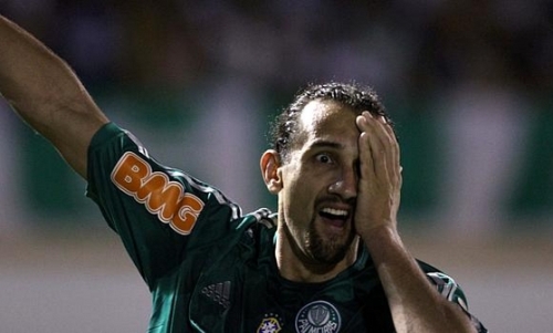 Ο μονοσάνδαλος «πειρατής»!