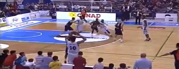 Απίστευτο buzzer-beater από τον Μπαζίλε!