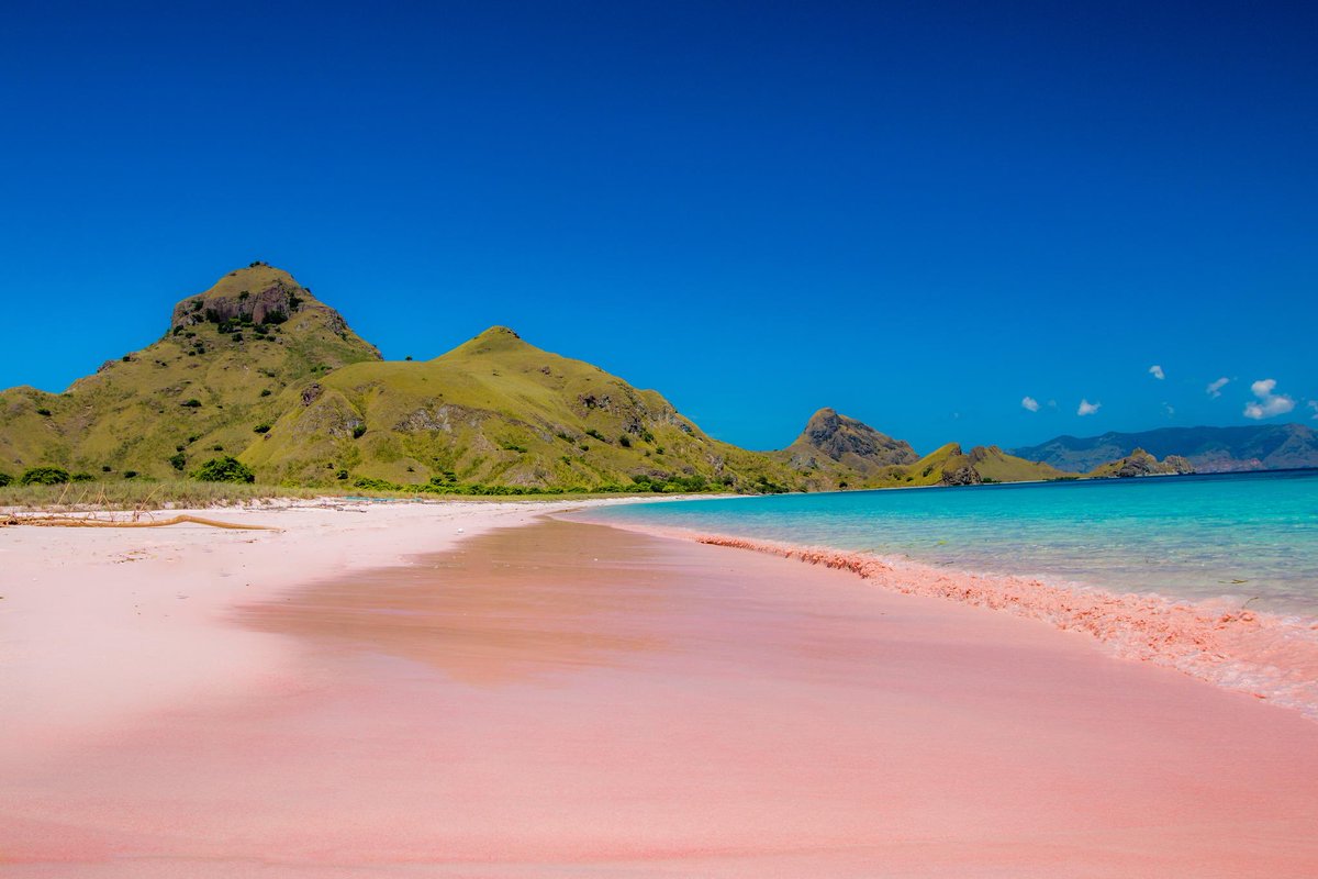 Σαν πίνακες ζωγραφικής! – Αυτές είναι οι ομορφότερες ροζ παραλίες – 2 ελληνικές ανάμεσά τους!