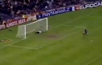 Best Save Ever: Barcelona vs Lyon! (video)