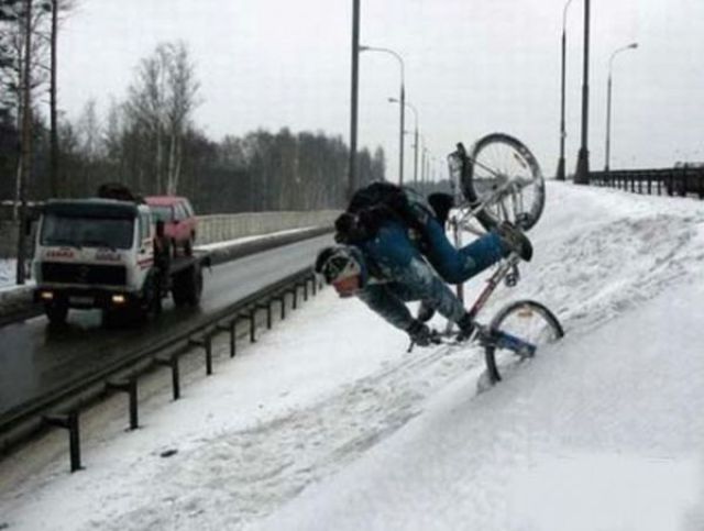Πτώσεις ποδηλάτων…. Ουπς, μάλλον πόνεσε!