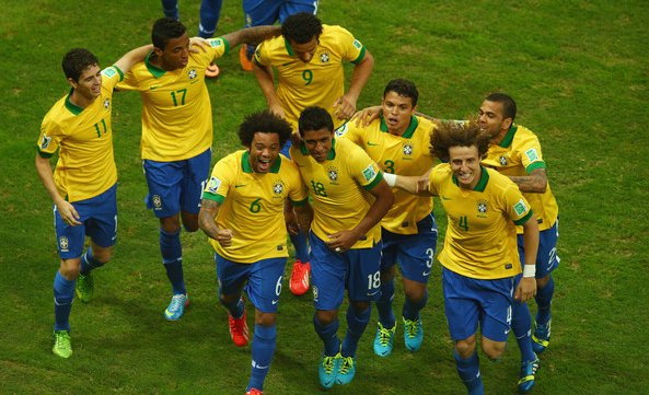 Λυτρωτής Paulinho και η Βραζιλία στον τελικό! (gifs)