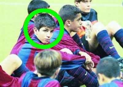 Ένα αστέρι του ποδοσφαίρου σε μικρή ηλικία. Τον αναγνωρίζετε;