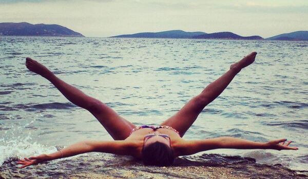 Αναστενάζει το Instagram με τις sexy πόζες της Χριστίνας Πάζιου