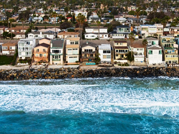 Η άνοδος της στάθμης της θάλασσας στις ΗΠΑ απειλεί πάνω από 300.000 σπίτια στις ΗΠΑ