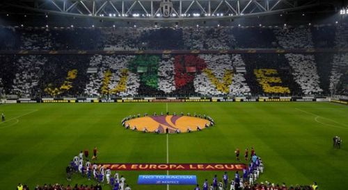 Amazing coreo by Juvnetus fans [pics – vid]