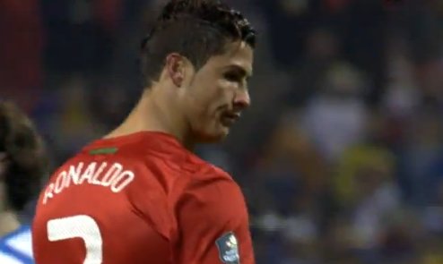 Cristiano Ronaldo gets angry!!! (video)