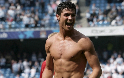 These are the most muscular football players!