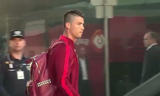 Portuguese squad arrived home following World Cup exit! [video]