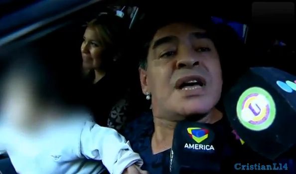 Diego Maradona slaps a journalist! [video]