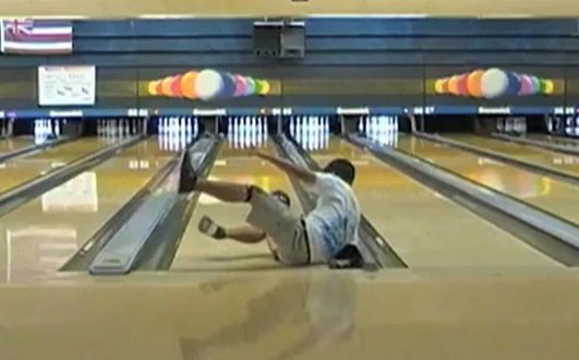 Αστεία ατυχήματα σε παιχνίδια bowling!