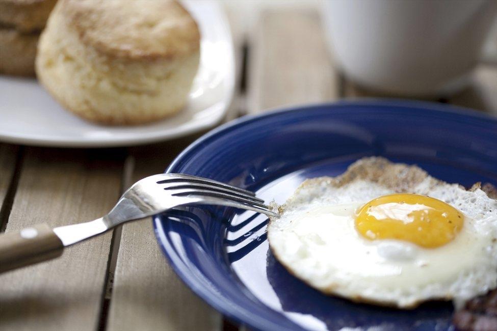Οι 5 τρόποι που πρέπει να καταναλώνεις τα αβγά αν θες να χτίσεις μύες!