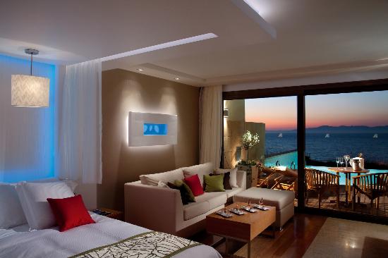 Αυτά είναι τα 10 καλύτερα ξενοδοχεία στην Ελλάδα [photos]