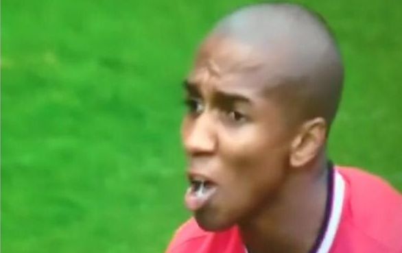 OMG! A bird shat in Ashley Young’s mouth! [pics-vid]