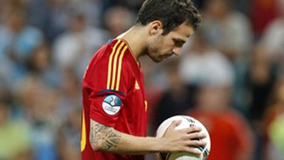 Cesc Fabregas reveals what he said to the ball during the last penalty…