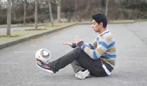 Messi could get jealous at this amazing freestyle footballer!!!!!