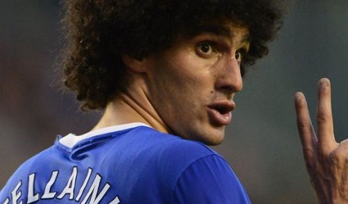 Horrible headbutt by Fellaini!