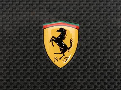 F1: Αποκάλυψε το μονοθέσιό της η Ferrari!