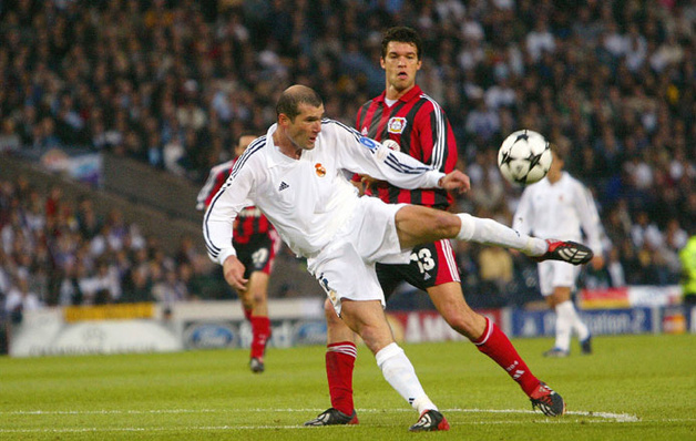 Ζinedine Zidane: Top 10 Goals & Skills! (Vid)