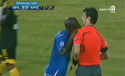 Footballer is trying to kiss the referee!!!!! OMG!