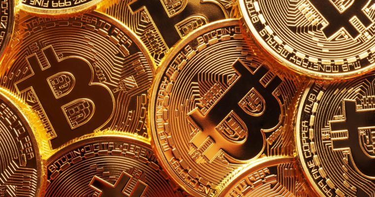Η αξία του bitcoin αυτή τη στιγμή κυμαίνεται στα 10.000 δολάρια!