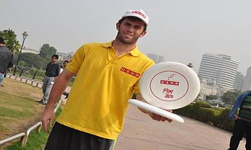 Κόλπα με frisbee στο Ντουμπάι![vid]