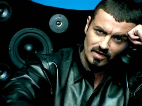 Τρελή φάρσα με άρωμα…George Michael!