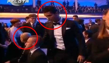 Guardiola refuses to shake hands with Cristiano!