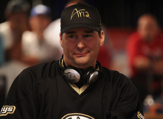 Ο Phil Hellmuth χάνει τον έλεγχο ξανά (vids)