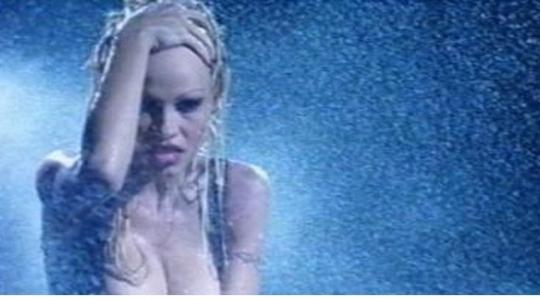 Καρέ καρέ το αυστηρώς ακατάλληλο sex tape της Pamela Anderson! ΦΩΤΟ – ΒΙΝΤΕΟ