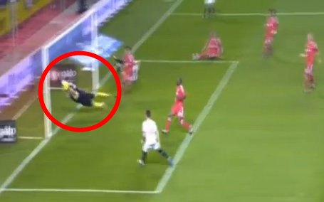 Iker Casillas… Look at this amazing save he did!