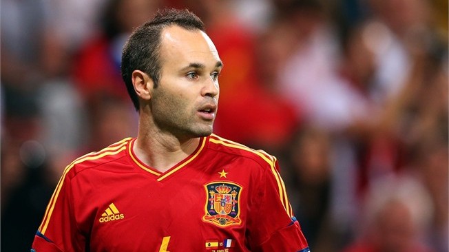 Iniesta’s show against Uruguay! (video)