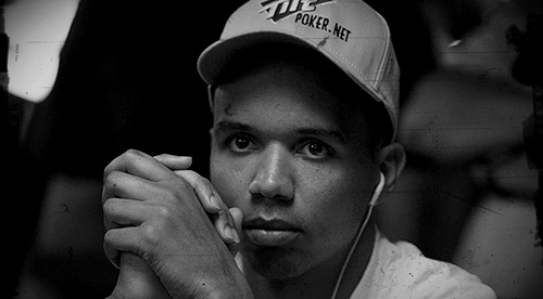 Άντε να διαβάσεις τον Phil Ivey…