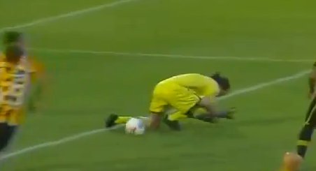 Terrible goalkeeping fail! [video]