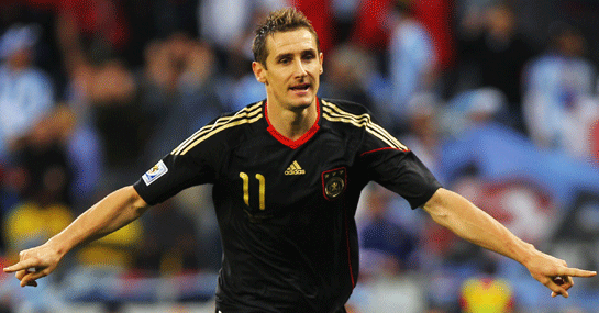 Miroslav Klose – God of the Header Tribute! (Vid)