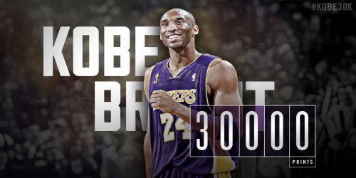 Kobe Bryant hits 30,000-point milestone